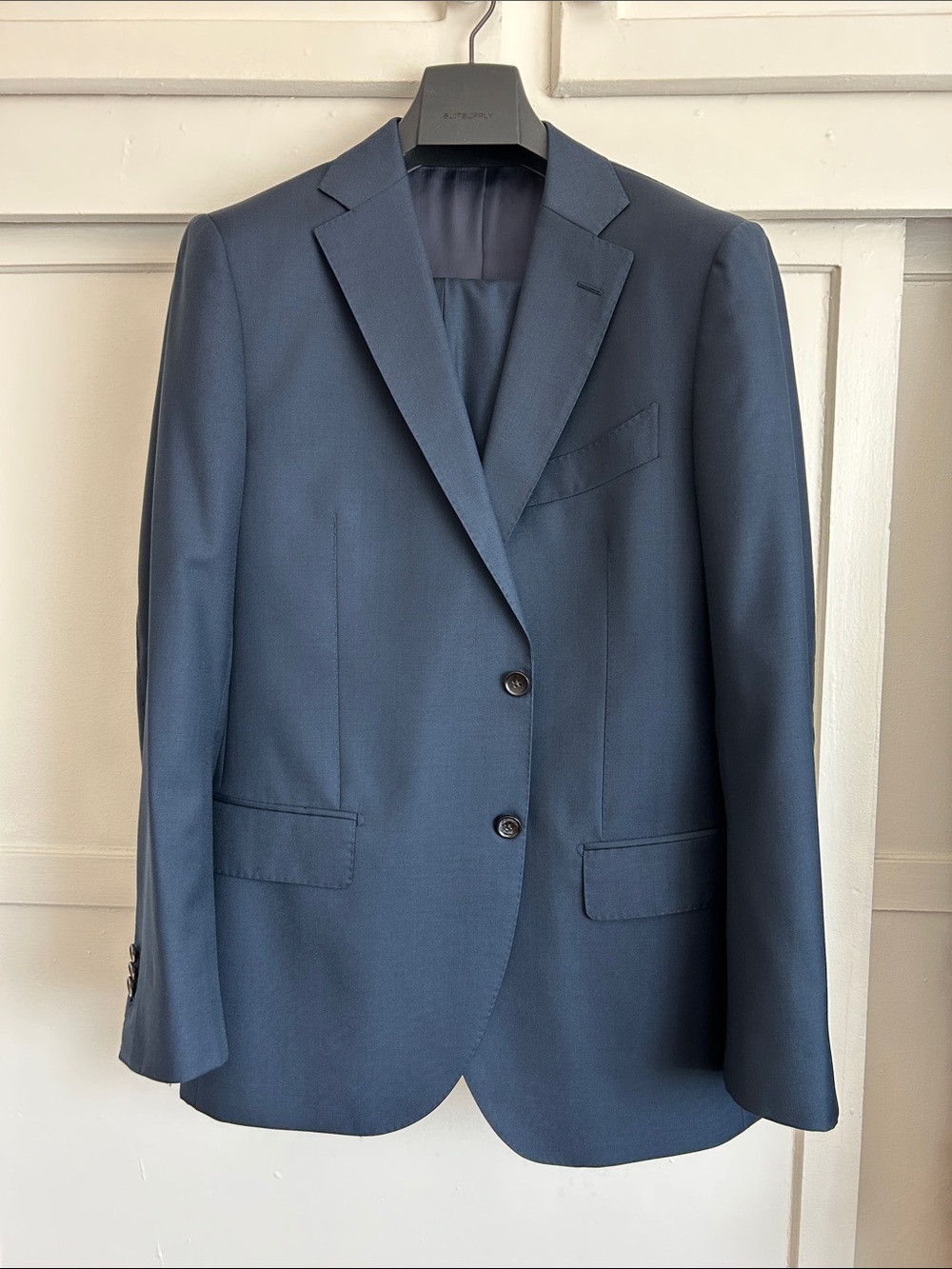 Suitsupply Lazio Navy Suit 42R